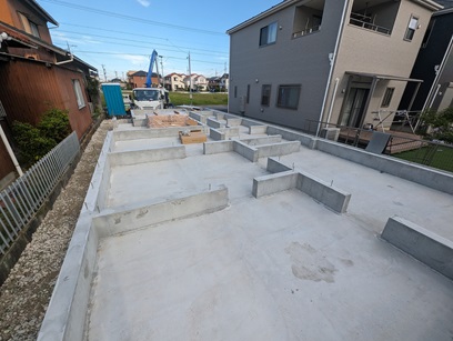 岡崎市スキップフロアの家基礎工事完了　豊田市木の家工務店都築建設