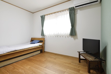 豊田市木の家工務店都築建設の新築住宅 幸田町F様邸 子供部屋2