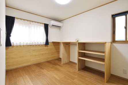 豊田市木の家工務店の都築建設の注文住宅 幸田町F様邸子供部屋造作家具